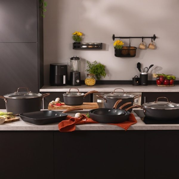 Forged aluminum saucepan with glass lid (1.3 l) - Image 3