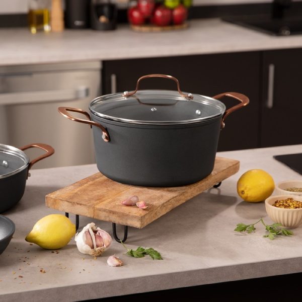 Aluminum pot with glass lid (4.5 l) - Image 2