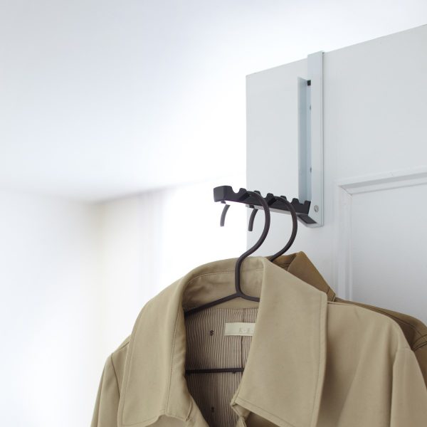 Colgador sobre puerta plegable