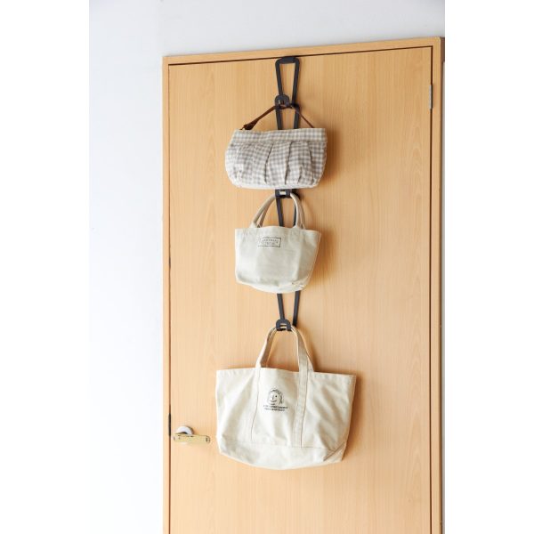 Colgador de armario para bolsos